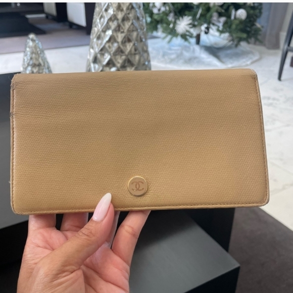 AUTHENTIC CHANEL Leather Bifold Large Wallet - Picture 1 of 7